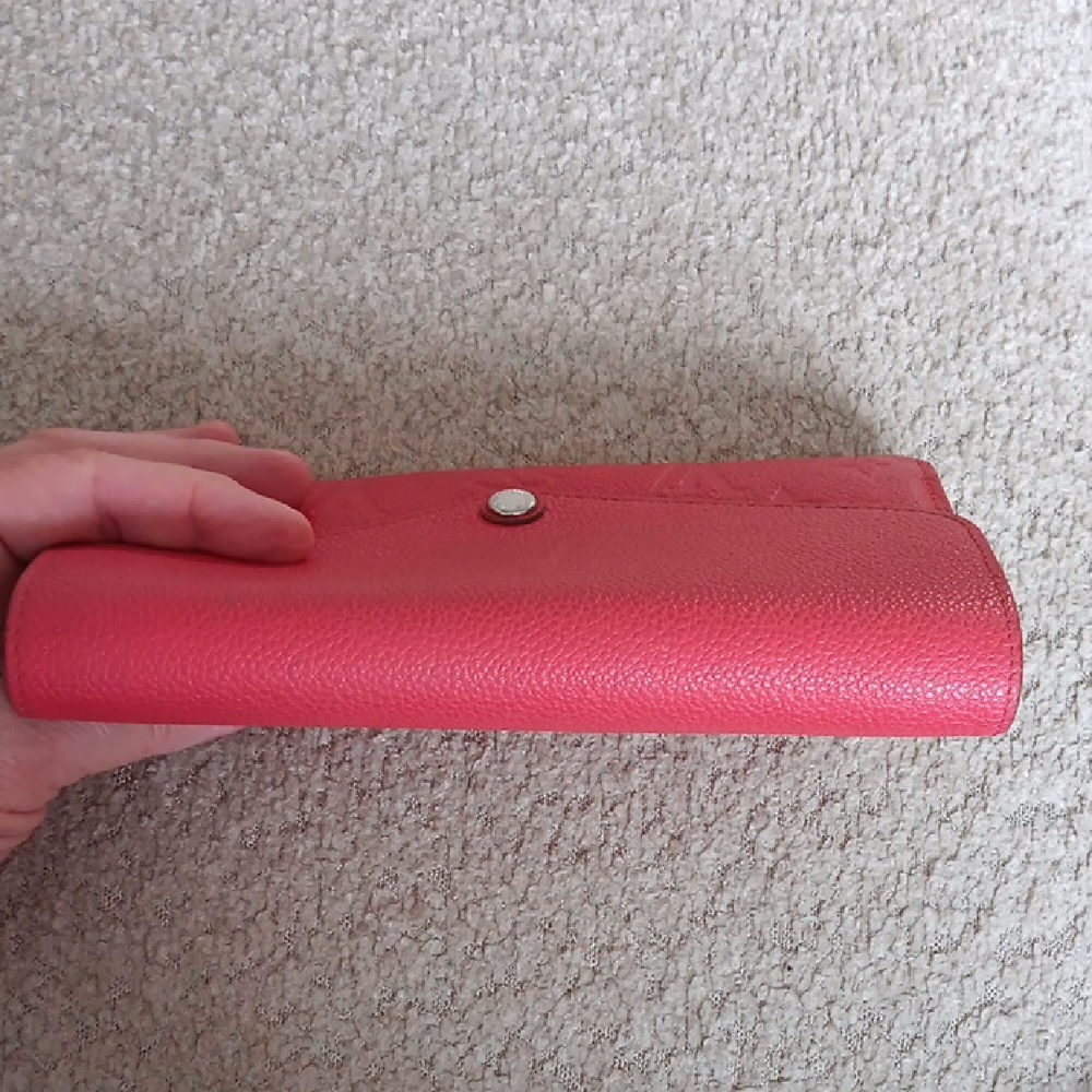 Louis Vuitton Empreinte Sarah Red Leather Envelope Wallet - Picture 16 of 16